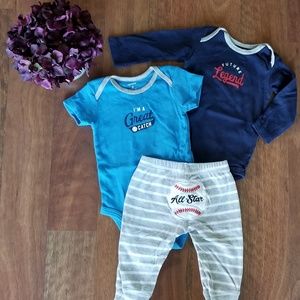 👶 Carter's 3-piece outfit